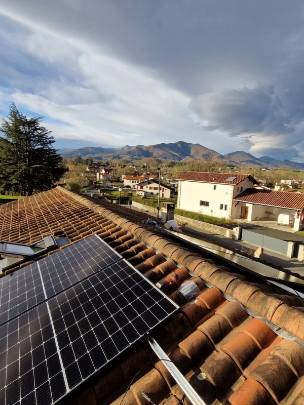 Maison autonome &agrave; ISPOURE (64)